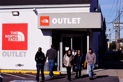 berkeley north face outlet.